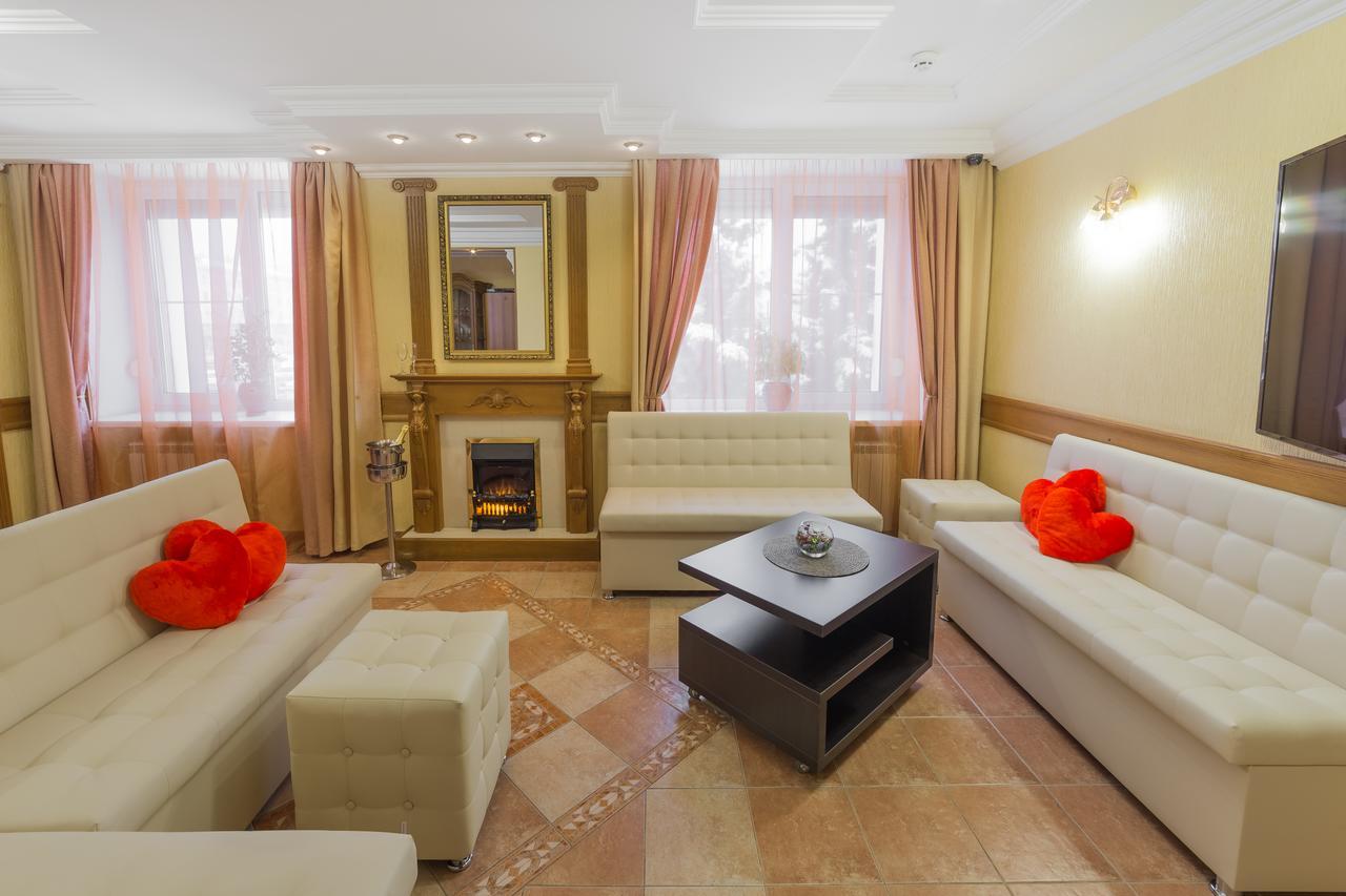 Paradise Hotel Gomel Esterno foto