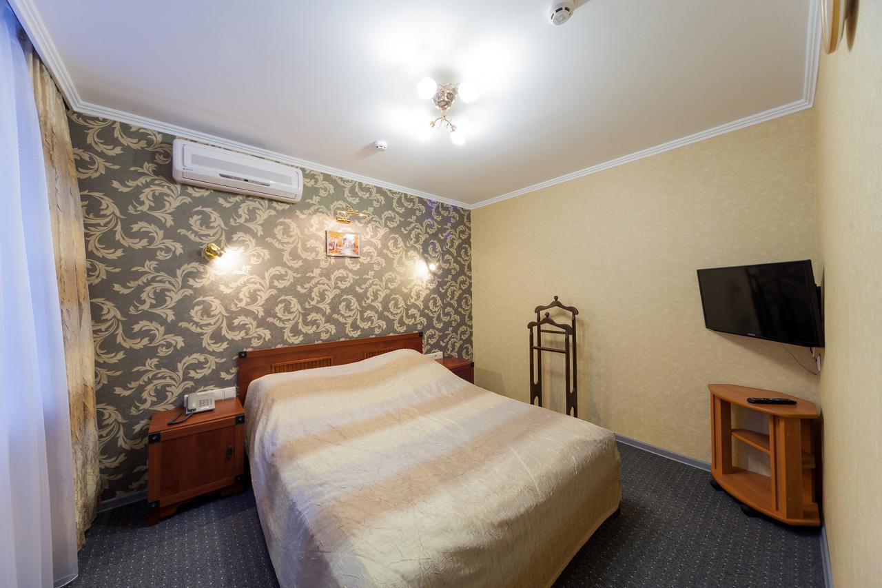 Paradise Hotel Gomel Esterno foto